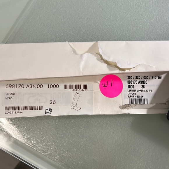 NEW GUCCI - Picture 13 of 16